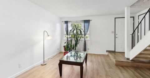 5820 Shadow Creek Dr #3, Unit 3, Sacramento, CA 95841 Photo