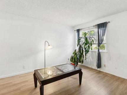 5820 Shadow Creek Dr #3, Unit 3, Sacramento, CA 95841 Photo