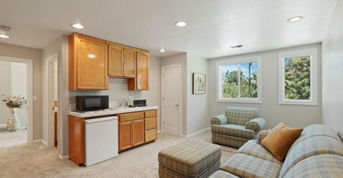 21649 N Des Moines Rd, Acampo, CA 95220 Photo