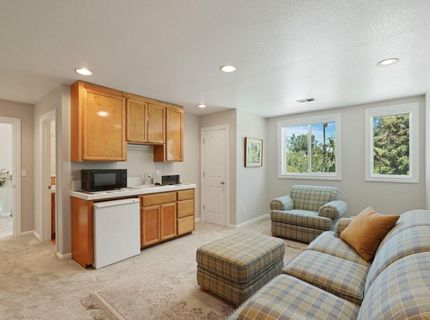 21649 N Des Moines Rd, Acampo, CA 95220 Photo