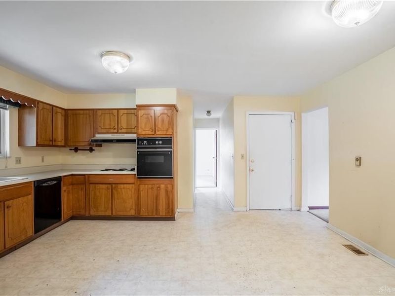 2830 Joy Drive, Beavercreek, OH 45434 Photo 13