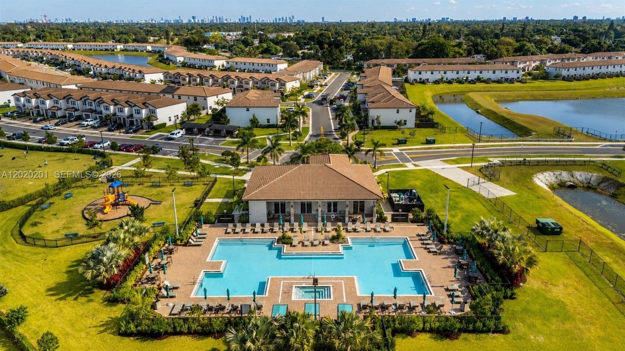 12023 NW 24th Pl, Unit 12023, Miami, FL 33167 Photo