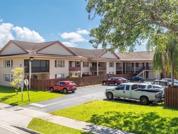 11203 SW 88 ST , Unit 108-A, Miami, FL 33176