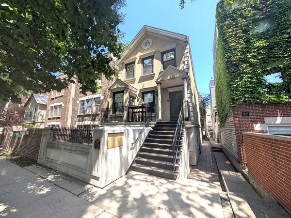 1835 N Bissell Street , Unit 2R, Chicago, IL 60614