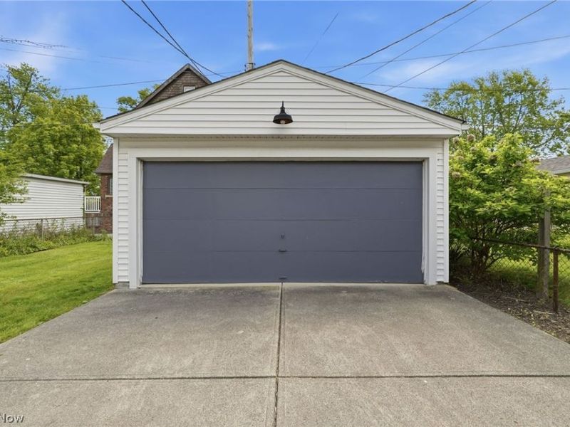2219 Carabel Avenue, Lakewood, OH 44107 Photo 32