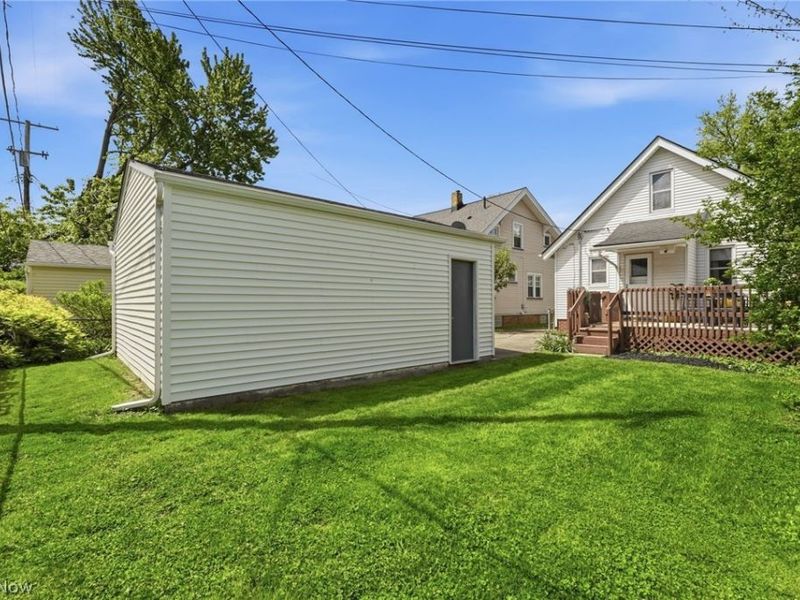 2219 Carabel Avenue, Lakewood, OH 44107 Photo 36