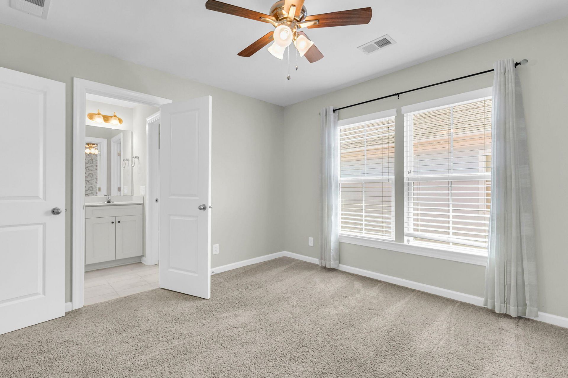 5158 Celtic Drive Photo 28