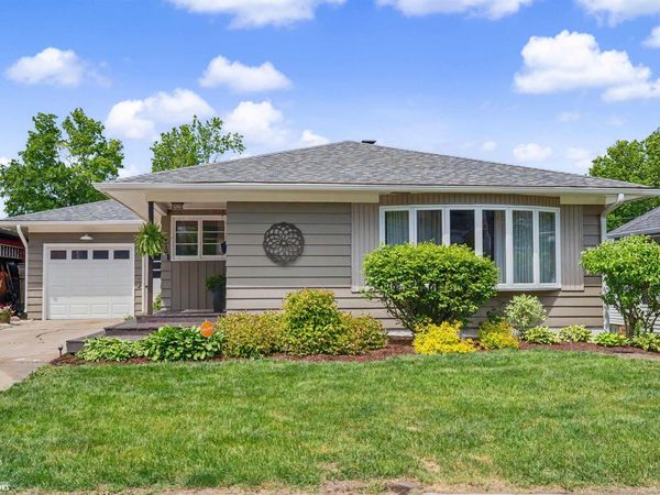 410 N 9th Street, Marshalltown, IA 50158