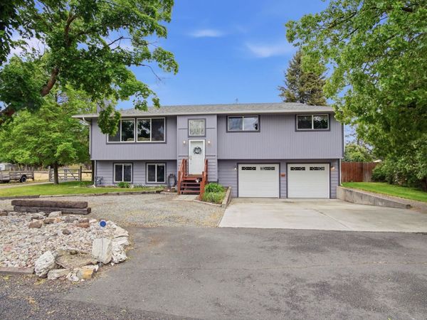 11607 N Cheyenne Rd, Mead, WA 99021