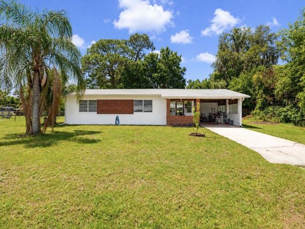 9 SUNSET DRIVE , DEBARY, FL 32713