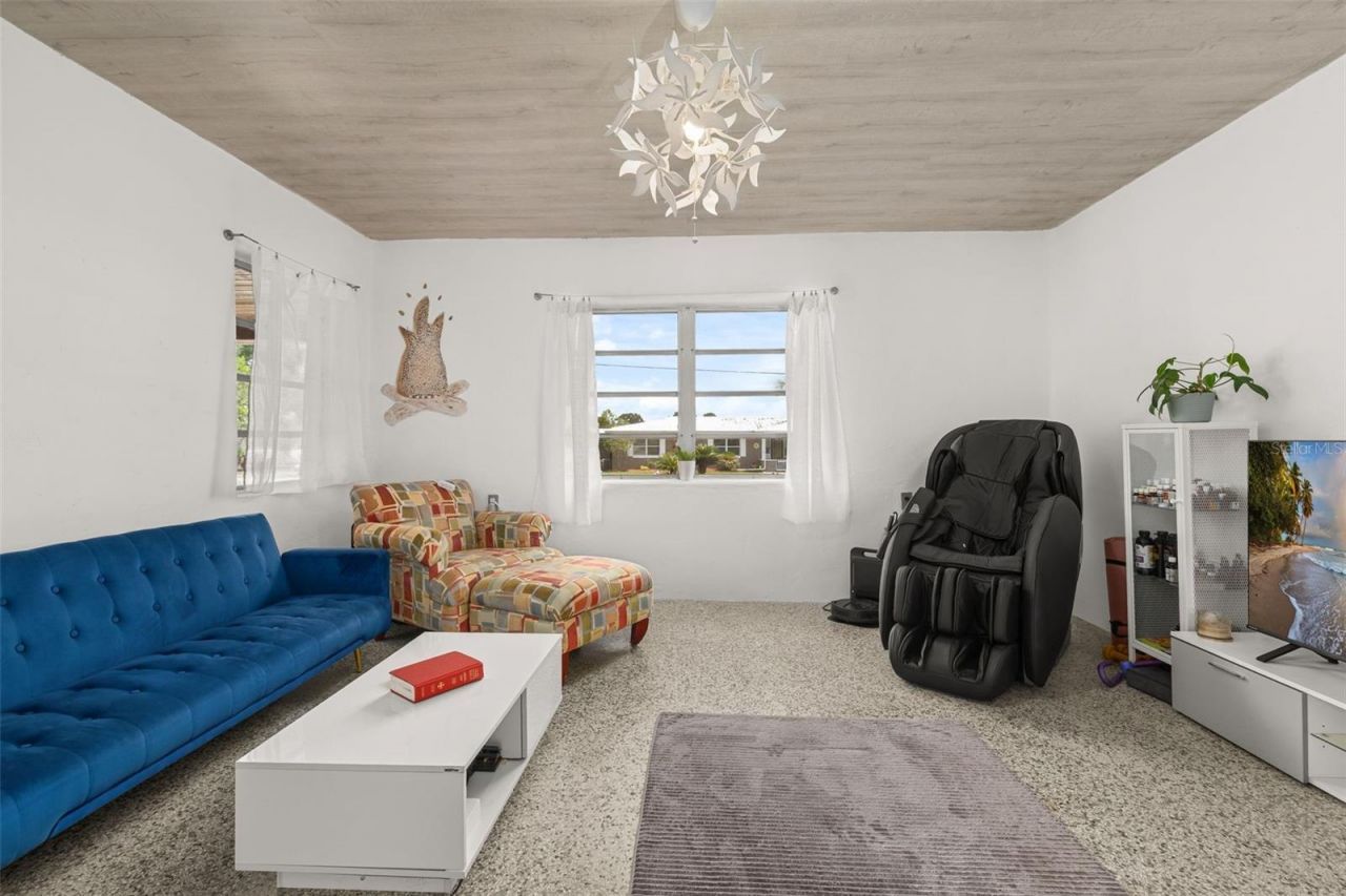 9 Sunset Drive , Debary, FL 32713 Photo