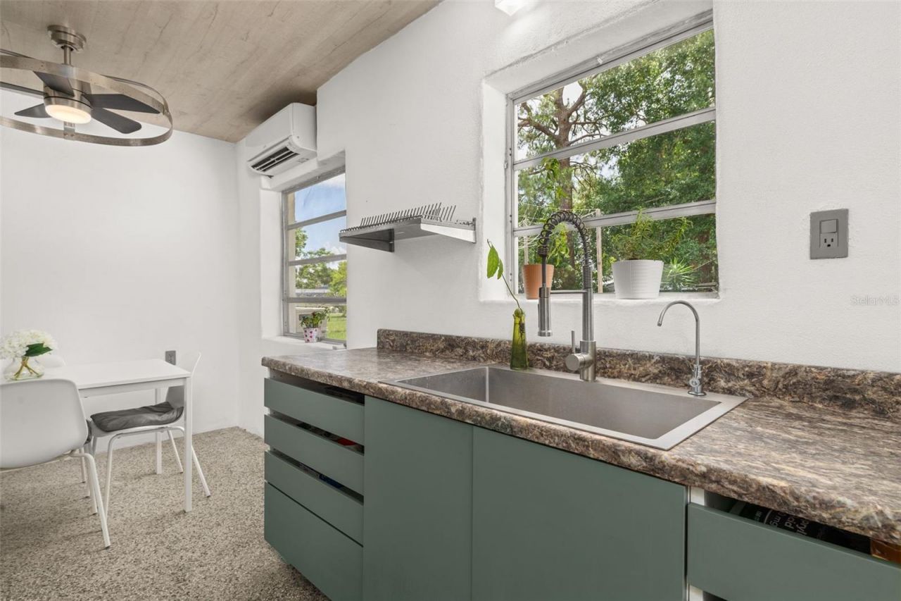 9 Sunset Drive , Debary, FL 32713 Photo