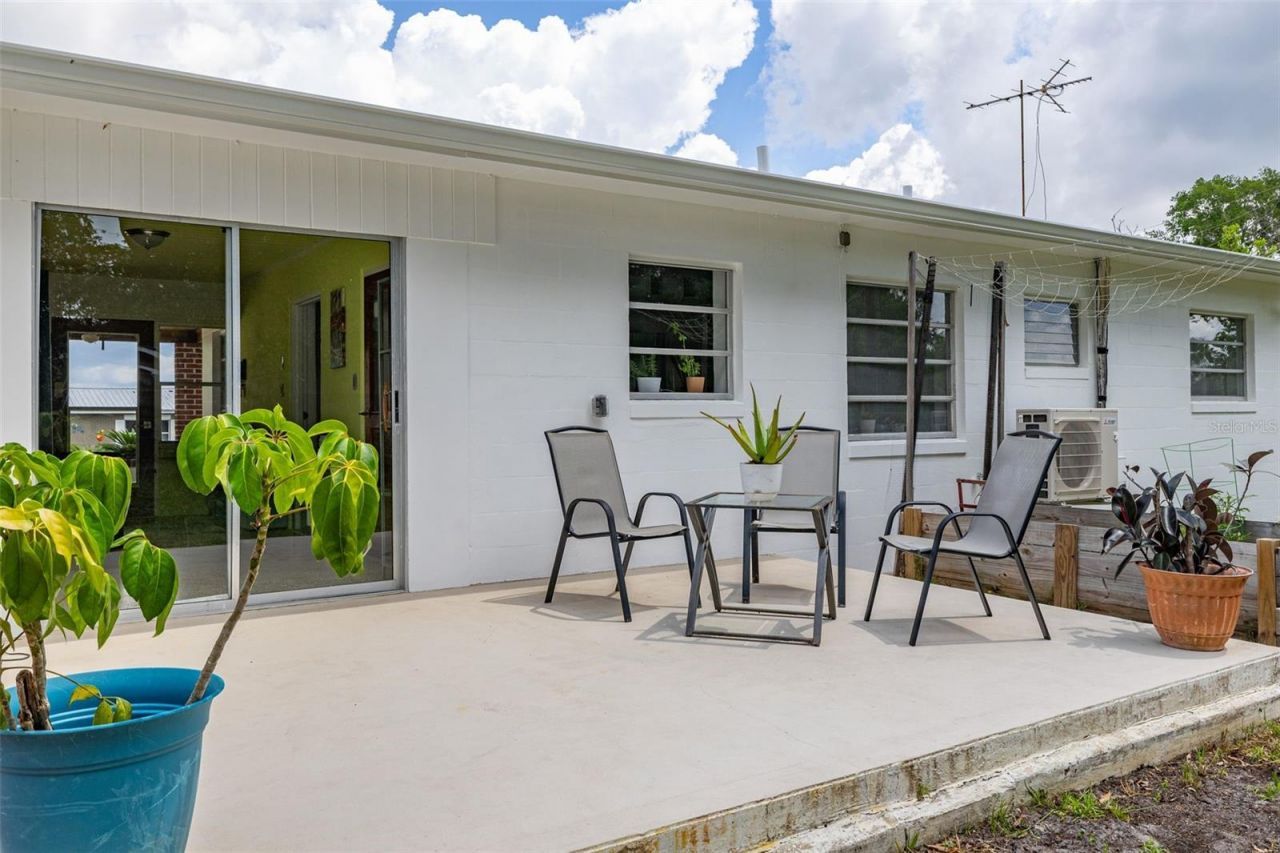 9 Sunset Drive , Debary, FL 32713 Photo