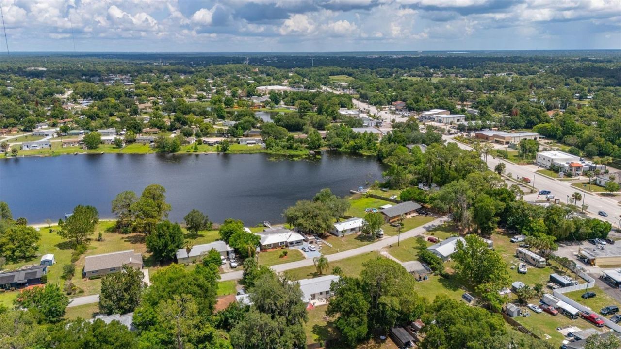 9 Sunset Drive , Debary, FL 32713 Photo