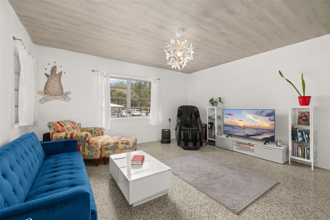 9 Sunset Drive , Debary, FL 32713 Photo