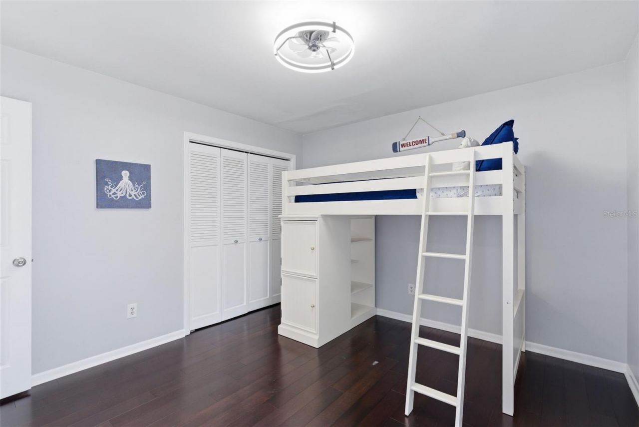 4221 Water Oaks Lane, Tampa, FL 33618 Photo
