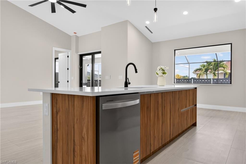 741 SW 7th Ter , Cape Coral, FL 33991 Photo