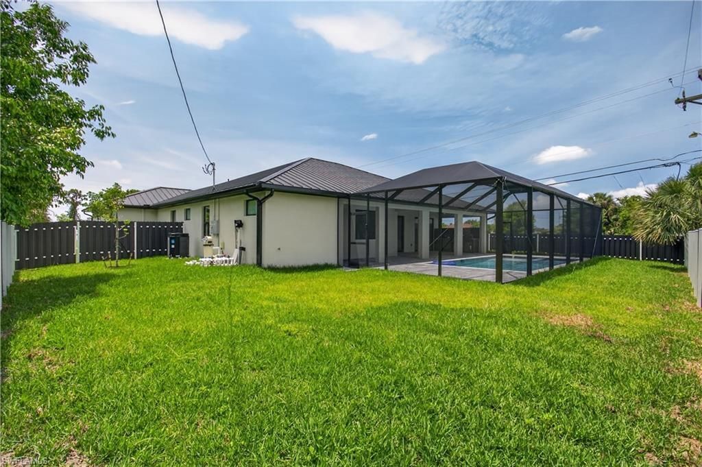 741 SW 7th Ter , Cape Coral, FL 33991 Photo