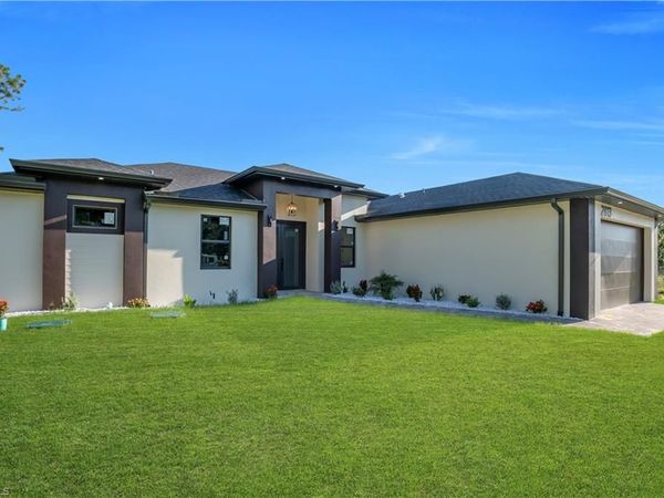 2813 40th ST W, LEHIGH ACRES, FL 33971