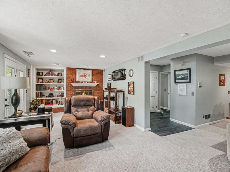 1326 Pennsbury Drive, Unit 20, Green Township, OH 45238 Photo 19
