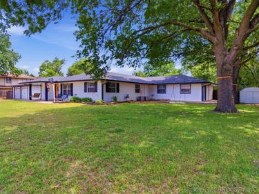 205 N Jardot Road, Stillwater, OK 74075