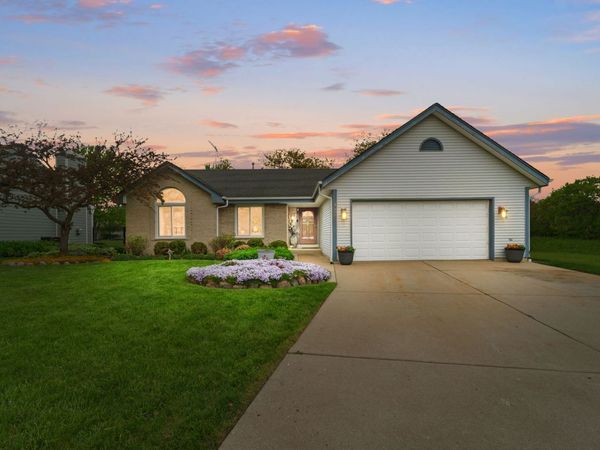 3180 124th Street , Pleasant Prairie, WI 53158