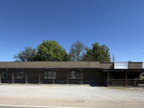 105 E 9th Street, Rector, AR 72461