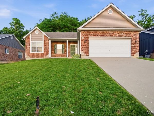 528 Micahs Way, Columbia, IL 62236