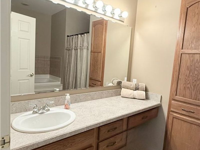 28 Hunters Woods Boulevard, Unit B, Canfield, OH 44406 Photo 22