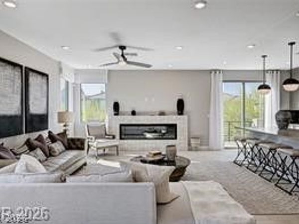7983 Texas Hills Street , Las Vegas, NV 89113