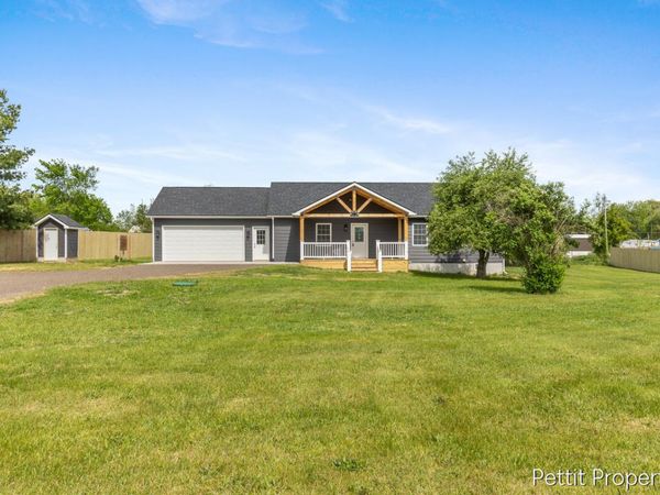 6937 Townhall Road, Sheridan, MI 48884