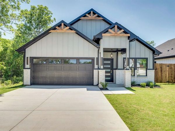 312 Matthew Street, Hillsboro, TX 76645