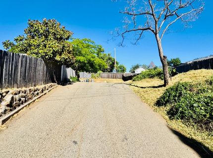 1194 Wesley Ln, Auburn, CA 95603 Photo