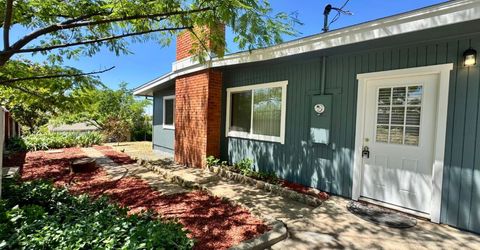 1194 Wesley Ln, Auburn, CA 95603 Photo