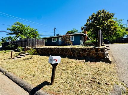 1194 Wesley Ln, Auburn, CA 95603 Photo
