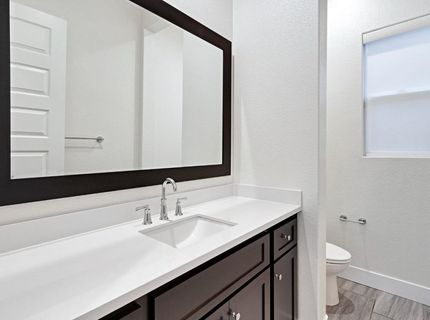 3243 Dullanty Way, Sacramento, CA 95816 Photo