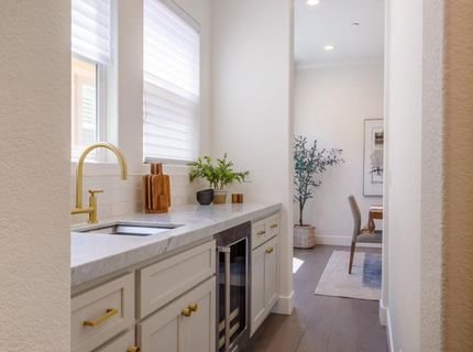 3243 Dullanty Way, Sacramento, CA 95816 Photo