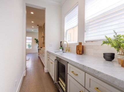 3243 Dullanty Way, Sacramento, CA 95816 Photo