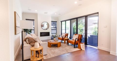 3243 Dullanty Way, Sacramento, CA 95816 Photo