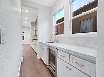 3243 Dullanty Way, Sacramento, CA 95816 Photo