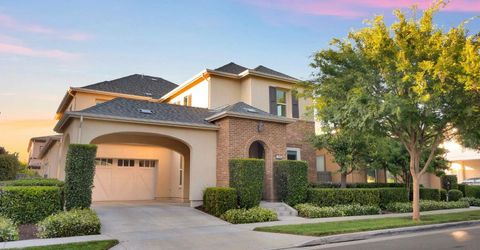 3243 Dullanty Way, Sacramento, CA 95816 Photo