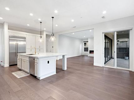 3243 Dullanty Way, Sacramento, CA 95816 Photo