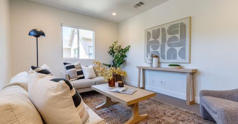3243 Dullanty Way, Sacramento, CA 95816 Photo