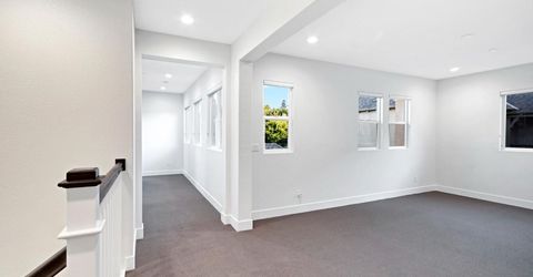 3243 Dullanty Way, Sacramento, CA 95816 Photo