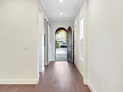 3243 Dullanty Way, Sacramento, CA 95816 Photo