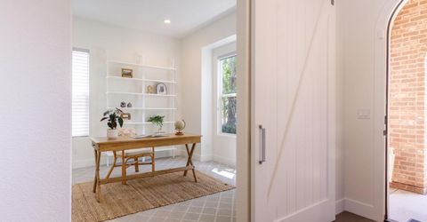 3243 Dullanty Way, Sacramento, CA 95816 Photo