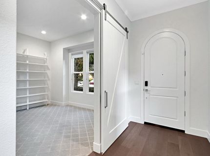 3243 Dullanty Way, Sacramento, CA 95816 Photo