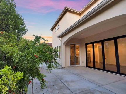 3243 Dullanty Way, Sacramento, CA 95816 Photo