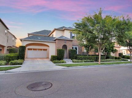 3243 Dullanty Way, Sacramento, CA 95816 Photo