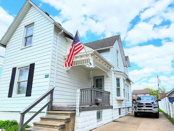 7121 Osage Drive, Allen Park, MI 48101